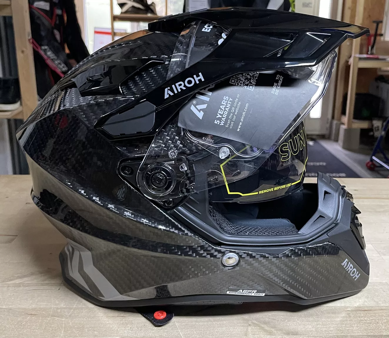 Casque enduro carbon Commander 2 Airoh T.L