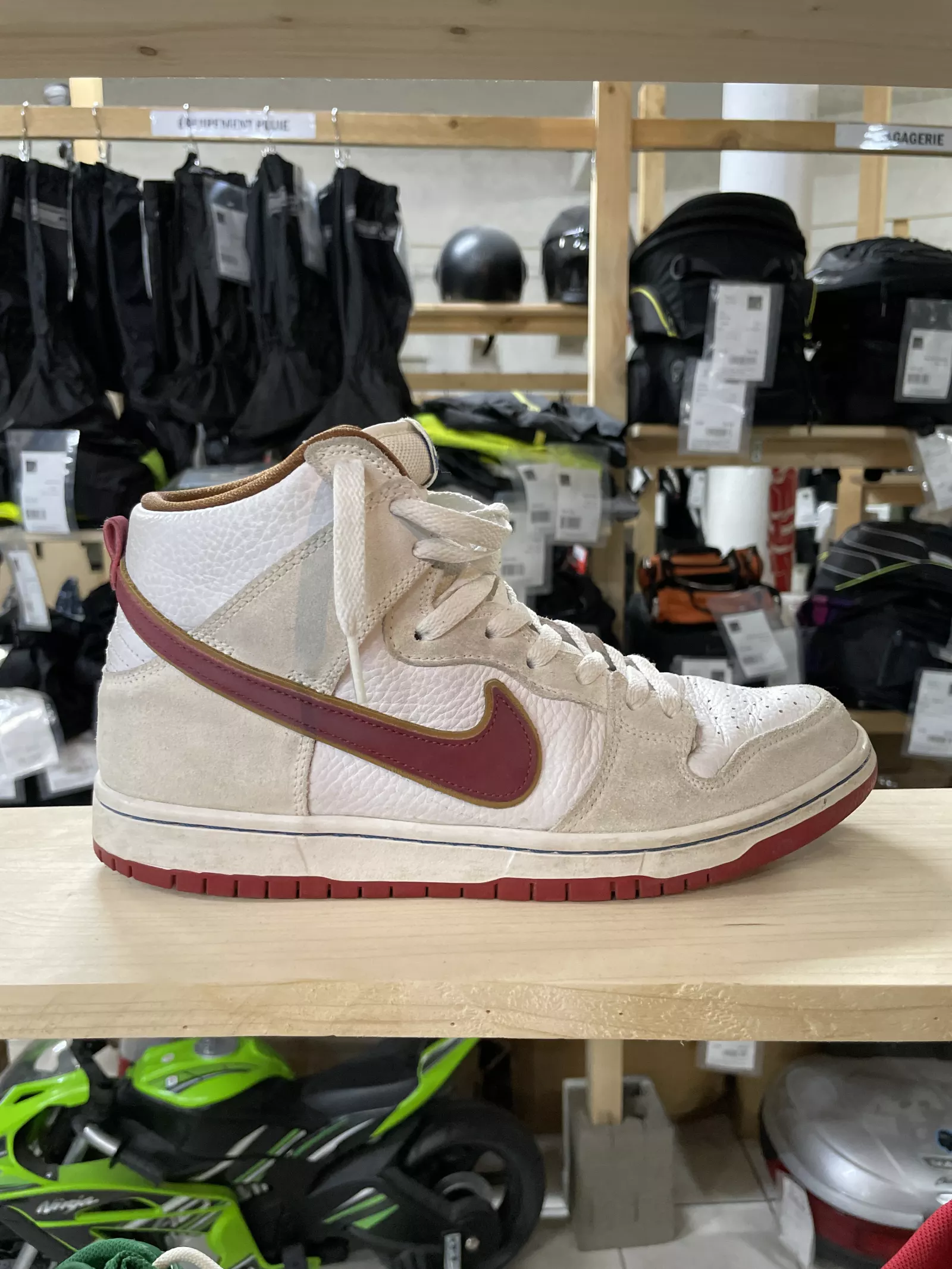 Nike SB Dunk High Sail Bright Crimson